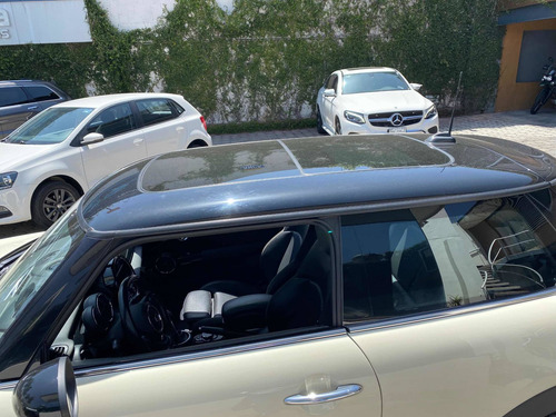 Imagen 12 de 12 de Mini Cooper S 2018 2.0 Hot Chili 5 Puertas At