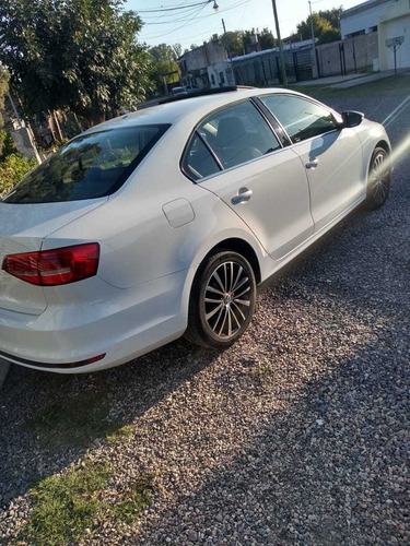 Volkswagen Vento 2.5 Advance Plus 170cv Tiptronic 2015