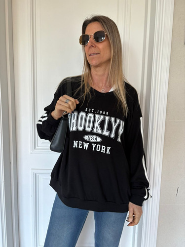 Buzo Brooklyn Con Estampa - Tiendacinco, Estilo Casual