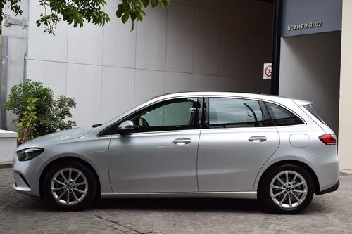 Mercedes Benz B200 Progressive 2019 900 Kms