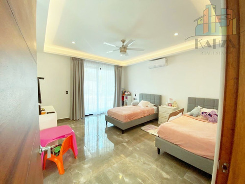 Imagen 18 de 24 de Casa En Venta En Playacar Amueblada
