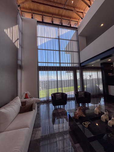 Casa En Venta En La Espiga .2