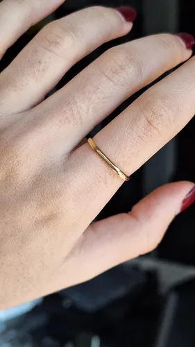 Anillos finitos de oro sale