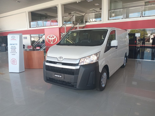 Toyota Hiace 2.8 Tdi Furgón 6at L1h1 3a 4p