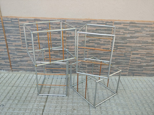 4x Cubos Exhibidores Vidriera Caño Cromado Y Cobre 33x38 Cm (Usado)
