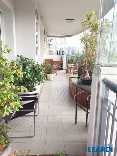 Imagem 13 de 15 de Apartamento - Moema Pássaros - Sp - 549662