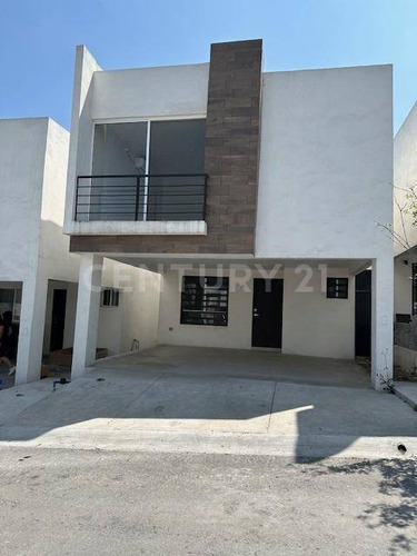 Casa En 2 Plantas Col. Privada  Res. Brianzzas  Sec. Gardena Escobedo Nl.