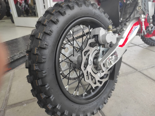 Imagen 6 de 12 de Beta 110 Rr
