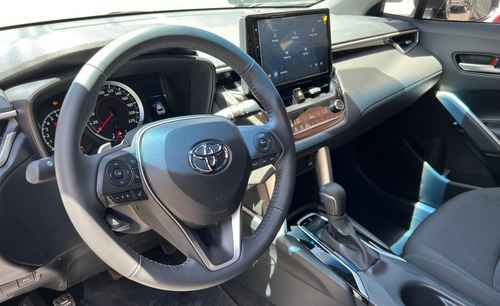 Imagen 8 de 12 de Toyota Corolla Cross 2.0 Xei Cvt At - 2022 - 0 Km