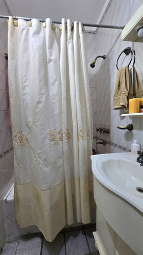 Triplex En Venta 3 Ambientes Con Cochera,isidro Casanova.