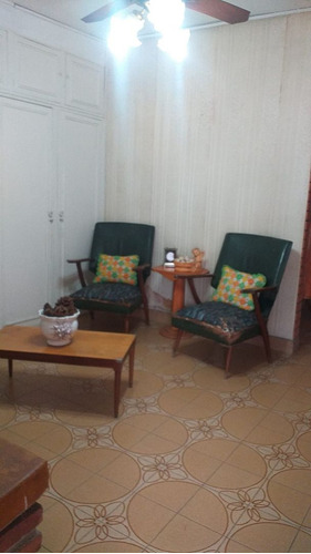 Casa 3 Ambientes En Caseros, Tres De Febrero