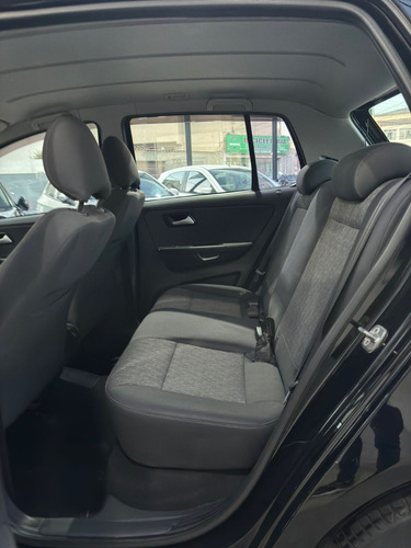 Volkswagen Fox 1.0 Tec Total Flex 5p