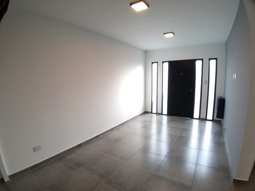 Imagen 7 de 21 de Duplex 3 Dorm. A Estrenar. Zona Nueva Municipalidad, Hospital Heller
