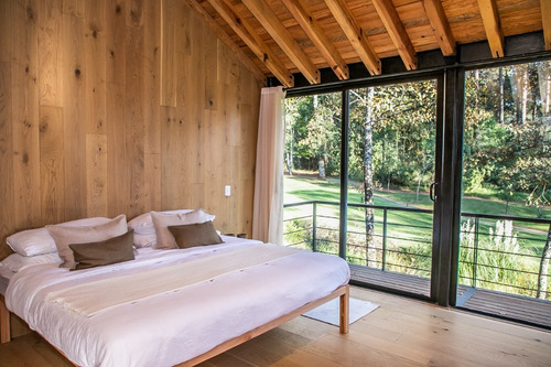 Imagen 8 de 25 de Fairway 5, Casa Amueblada De Lujo En Venta Con Vista Al Bosque