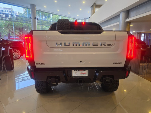 GMC Hummer EV PICKUP DEMO