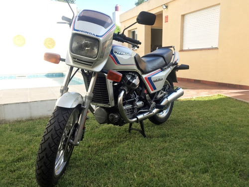 Imagen 3 de 14 de Honda Cx Euro 400 Cc Cardanica Refrigerada Por Agua