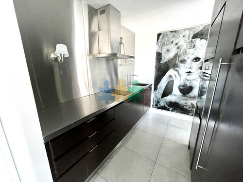 Imagen 11 de 28 de Apartamento De Primera Categoria En Torre Con Amenities