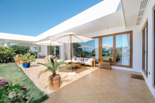 Excelente Casa Con Inmejorable Ubicación En Marbella