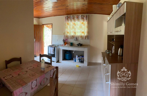 Imagem 7 de 14 de 1.000 M², 02 Dormitórios, Churrasqueira Com Forno E Fogão A Lenha !!
