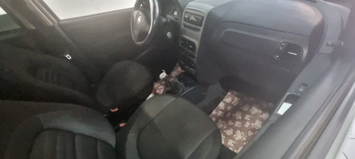 Imagem 11 de 12 de Fiat Idea 2014 1.4 Attractive Flex 5p