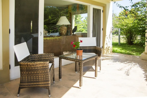 Casa En Venta De 3 Dormitorios En Beverly Hills