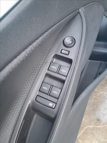 Chevrolet Onix 1.0 TURBO FLEX LT MANUAL