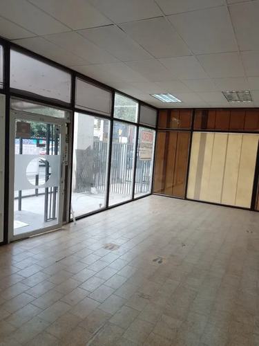 Local Planta Libre 140 M2 Doble Altura - Buena Vitrina