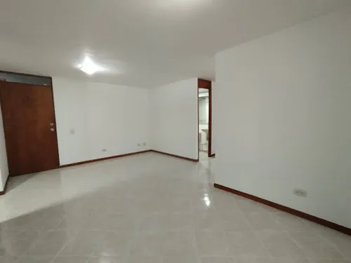Apartamento En Arriendo Las Cometas 1092-2751