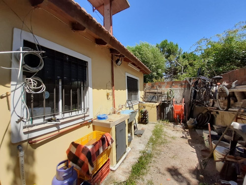 Venta Casa 3 Ambientes En Mar Del Tuyu Calle 80 E/ 6 Y 7
