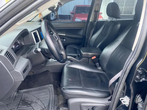 Jeep Grand Cherokee 3.7 LAREDO AT 4X4