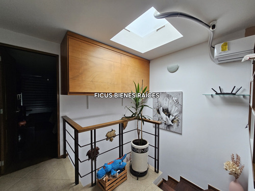 Casa En Venta En Calimaya, Residencial Lomas Virreyes