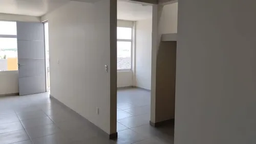 Hermoso Town House En Corregidora, Construcción 141 M2, 3 Habitaciones 2.5 Baño