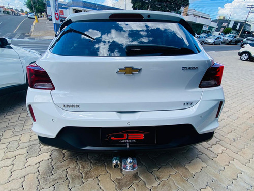 Chevrolet Onix Hatch 1.0 4P FLEX LTZ TURBO