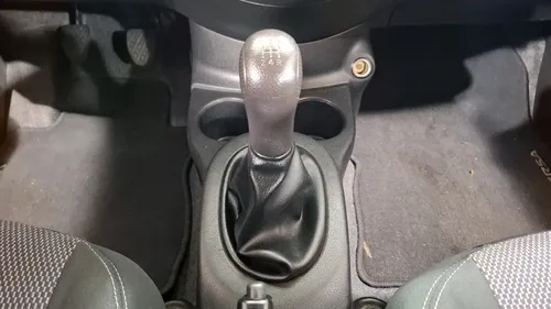Nissan Versa 1.6 Sense