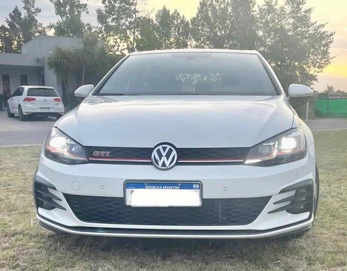 Imagen 6 de 10 de Volkswagen Golf 2018 2.0 Gti Tsi App Connect