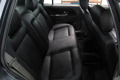Volkswagen Santana 2.0 Mi Comfortline 8v Gasolina 4p Manual