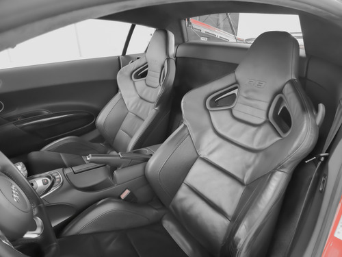 Audi R8 5.2l V10 Quattro R-tronic At
