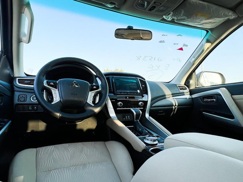 Imagen 7 de 9 de Mitsubishi Montero 2023