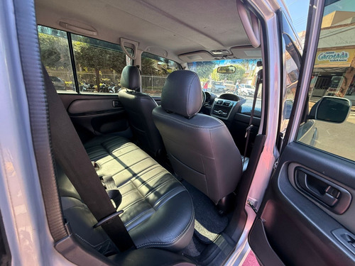 Mitsubishi Pajero TR4 2.0 4x2 Flex Aut. 5p