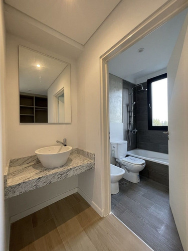 Venta De Lote En Fincas Del Alba, Ezeiza Venta De Lote Interno De 1260m2. Cercano Al House. Sobre El Barrio: Fincas Del Alba Es Un Barrio Privado En Crecimiento Que Se Ubica Sobre La Ruta 52, A
