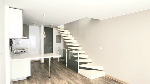 Vende Triplex En Providencia, Excelente Inversión