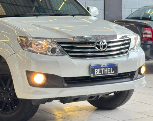Toyota Hilux 2.7 Std Cab. Dupla 4x4 Flex 4p