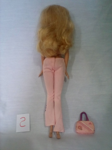 Imagen 4 de 8 de Barbie Originales