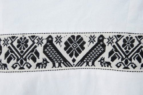 Imagen 3 de 3 de Blusa De Manta