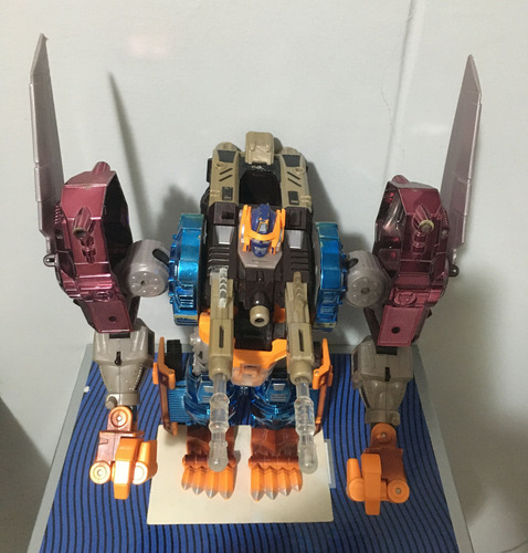 Transformers = Optimal Optimus = Transmetal 2 (Usado)