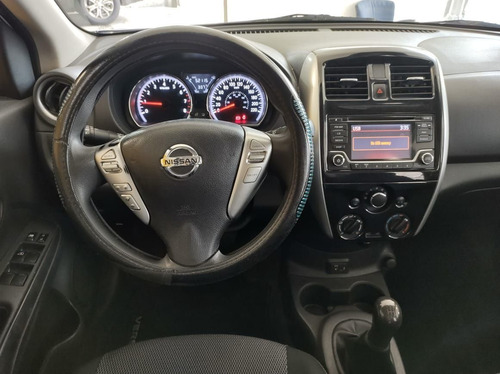 Imagen 10 de 15 de Nissan Versa 2018 1.6 Advance Mt