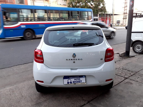 Renault Sandero Authentic 1.6 8v 5 Puertas