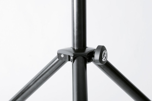 Soporte bocina Konig & Meyer 21463-000-55 Aluminio Negro 1 unidad.