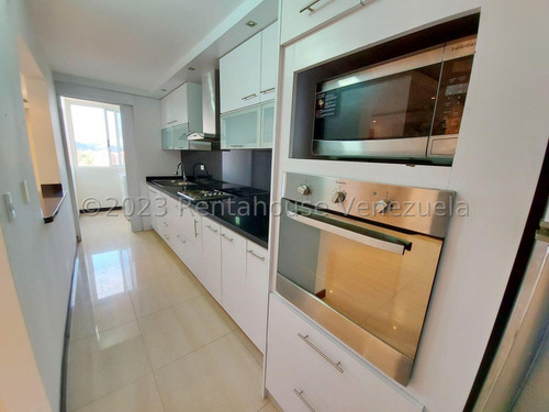 Imagen 6 de 18 de Apartamento Remodelado A Estrenar En Colinas De La Tahona!