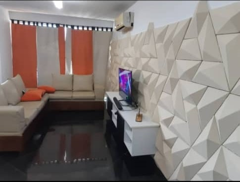 Imagen 3 de 14 de Apartamento Penthouse Urb Playa Grande edif Oasis Marino La Guaira